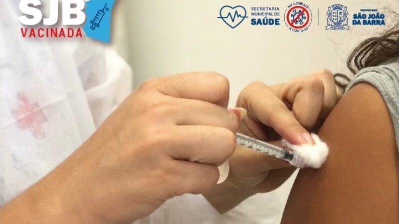Vacina contra a Covid segue disponível para adolescentes e adultos