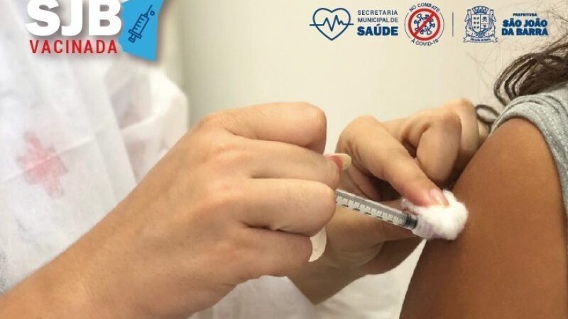 Vacina bivalente contra a Covid segue disponível nas unidades de saúde