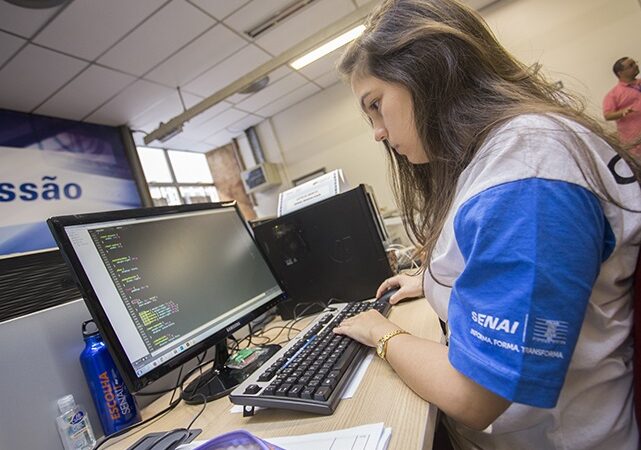 Firjan SENAI Macaé está com inscrições abertas para 120 vagas em cursos de Tecnologia da Informação até segunda-feira, 19/06