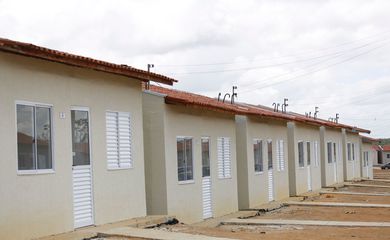 Com R$ 1,7 trilhão, PAC foca em moradia, mobilidade urbana e energia