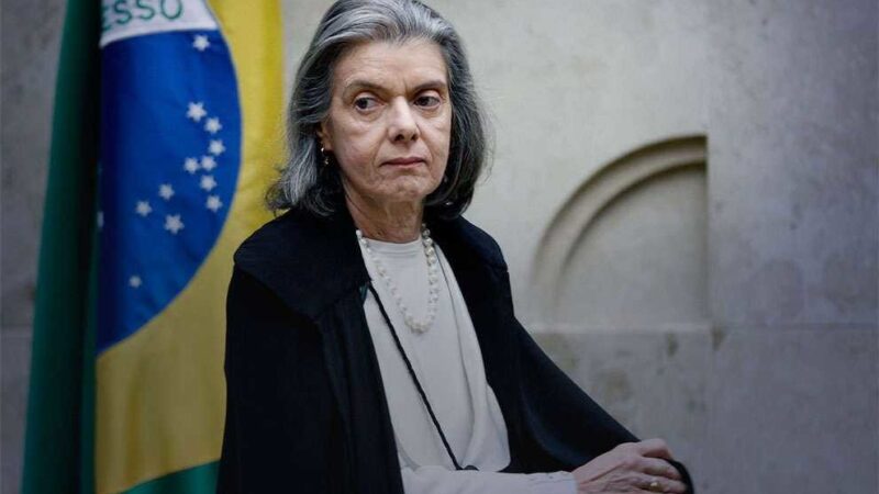 Se não causar poluição visual, distribuição de santinhos em feiras livres é permitida