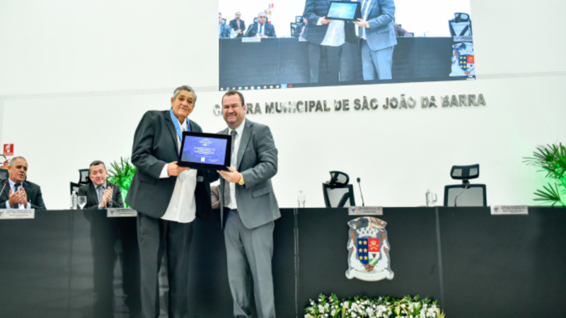 Legislativo homenageia Chico da Quixaba com a Medalha Barão de Barcelos e 45 pessoas com Títulos de Cidadania