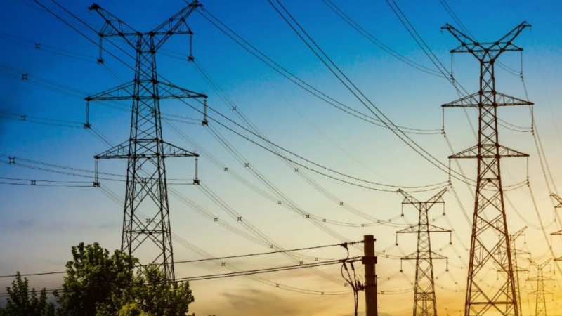 Aneel reduz para amarela bandeira tarifária de energia em novembro