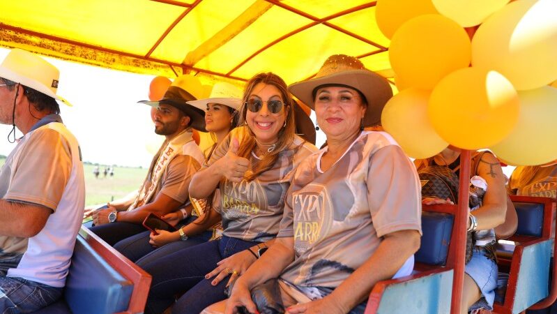 Cavalgada da ExpoBarra reúne 600 participantes