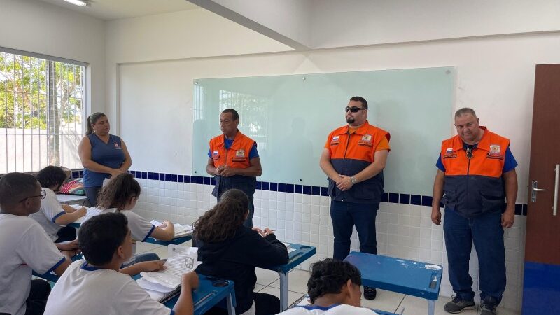Simulado de desocupação de escola é realizado em SJB