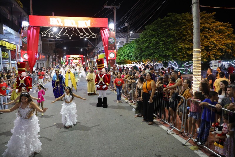 Açu recebe programação especial de Natal abrindo o fim de semana