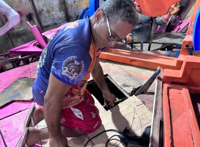 Congos vai levar a alegria do circo para a Avenida do Samba