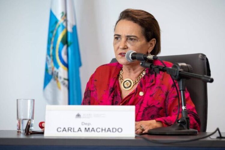 Carla Machado defende criação de varas especializadas para pessoas com deficiência