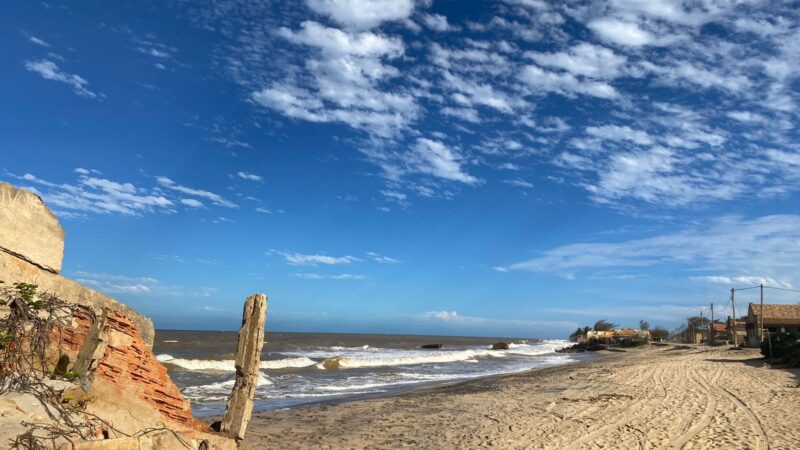 SJB abre licitação para estudo de viabilidade de contenção do mar