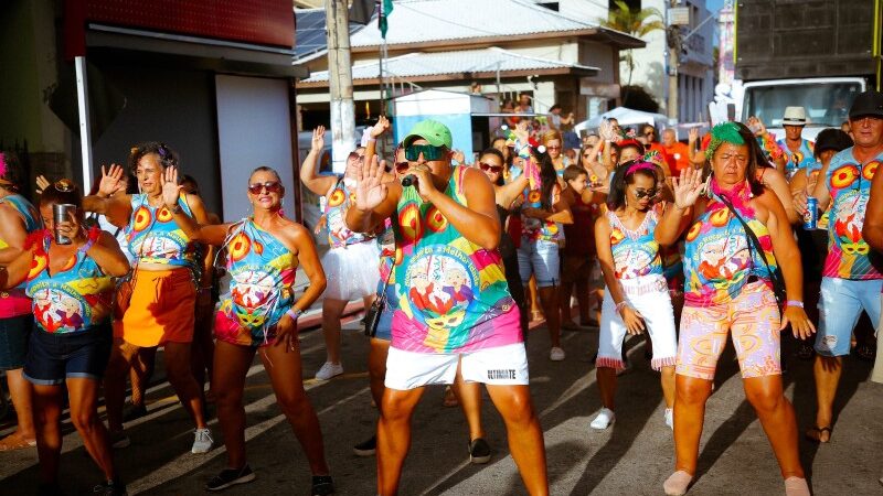 Blocos e muita música nos trios elétricos para fechar A Melhor Folia, em SJB