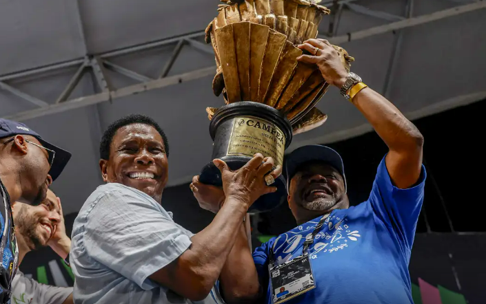 Beija-flor conquista o 15º título do carnaval do Rio de Janeiro