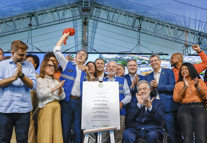 Lula inaugura o novo campus da UFF em Campos