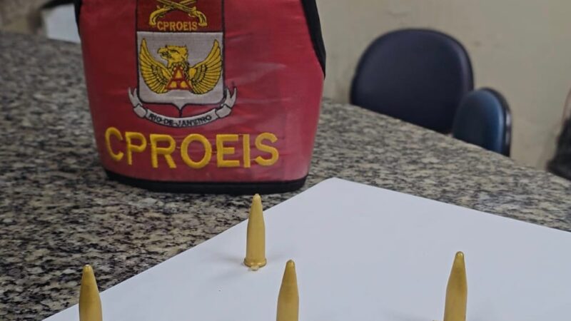 Suspeito é flagrado com cocaína em Atafona