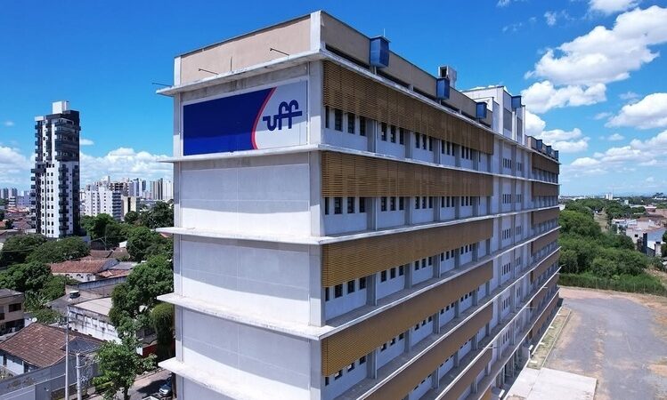 Com vagas para Campos, Rio das Ostras e Pádua, UFF abre inscrições para concurso 