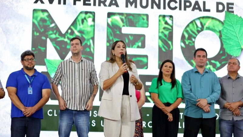 Carla Caputi abre XVII Feira Municipal de Meio Ambiente, em SJB