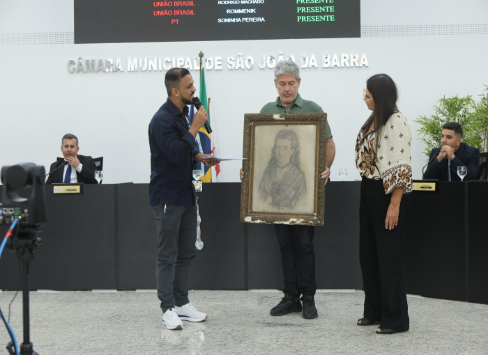 Câmara de São João da Barra repatria quadro histórico de Narciza Amália 