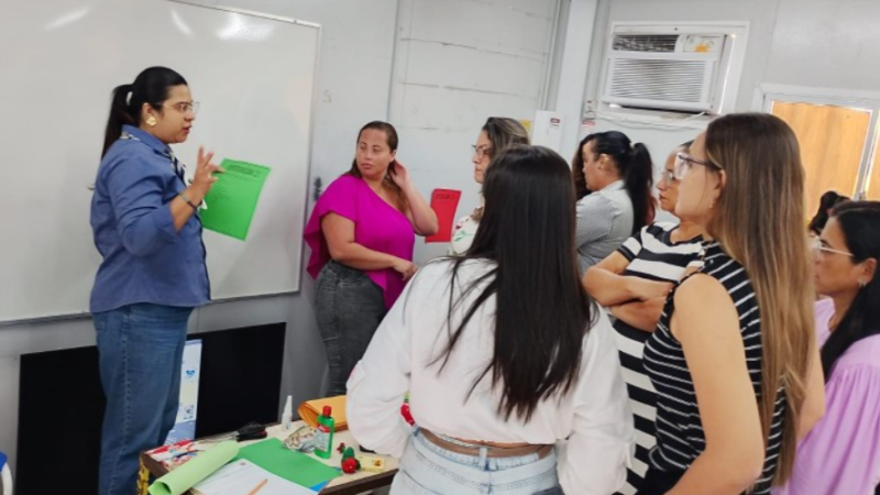 Profissionais da Educação de SJB participam de curso de Formação Continuada