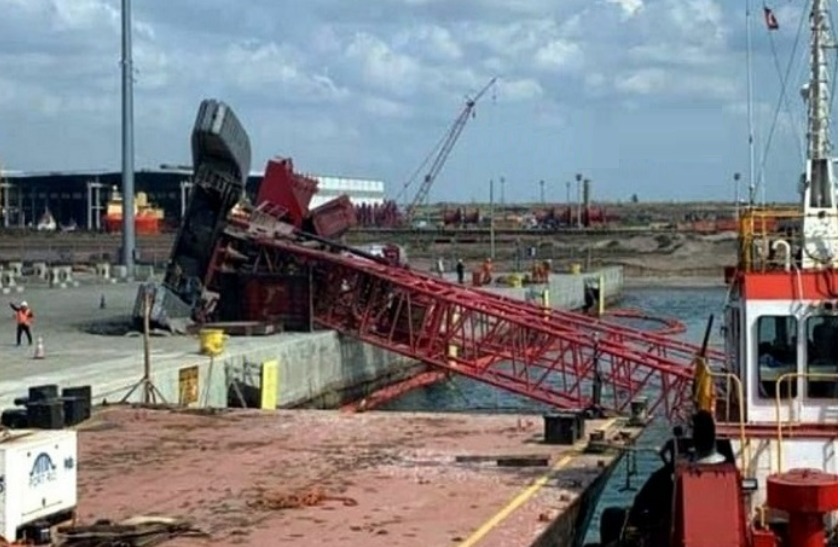 Guindaste de 750 toneladas tomba durante operação no Porto do Açu em São João da Barra