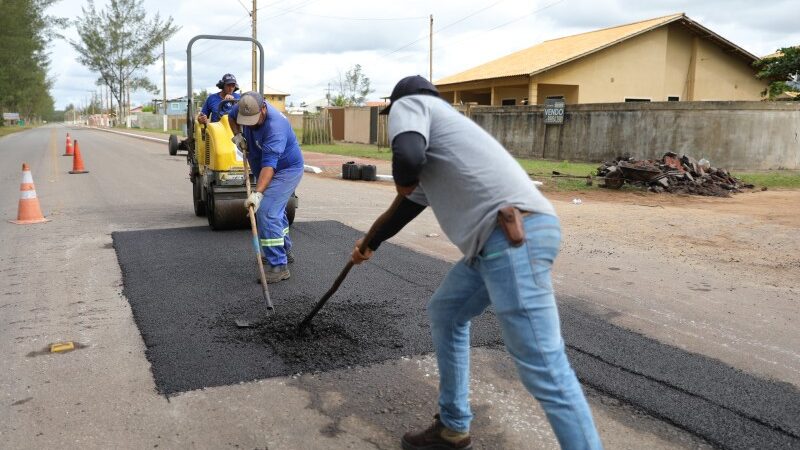Avenida Atlântica entre Grussaí e Atafona passa por manutenção asfáltica