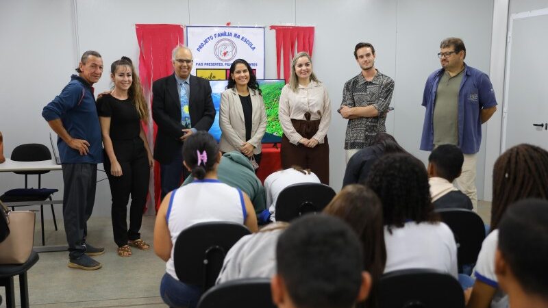 SJB promove workshop do projeto Ópera Mundial da Ciência