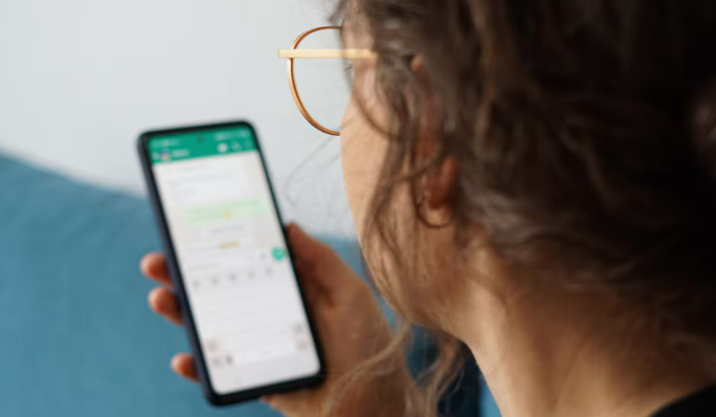 Golpistas se passando por parente no WhatsApp voltam a agir em São João da Barra. Funcionária da Saúde perdeu R$ 4 mil após cair no golpe