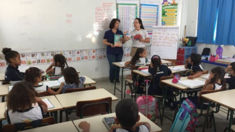 Anunciado concurso público para Educação de Campos com mais de 1 mil vagas