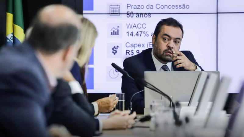 Tarifaço de Trump faz governador criar grupo de trabalho para avaliar impacto na economia fluminense e propor alternativas comerciais