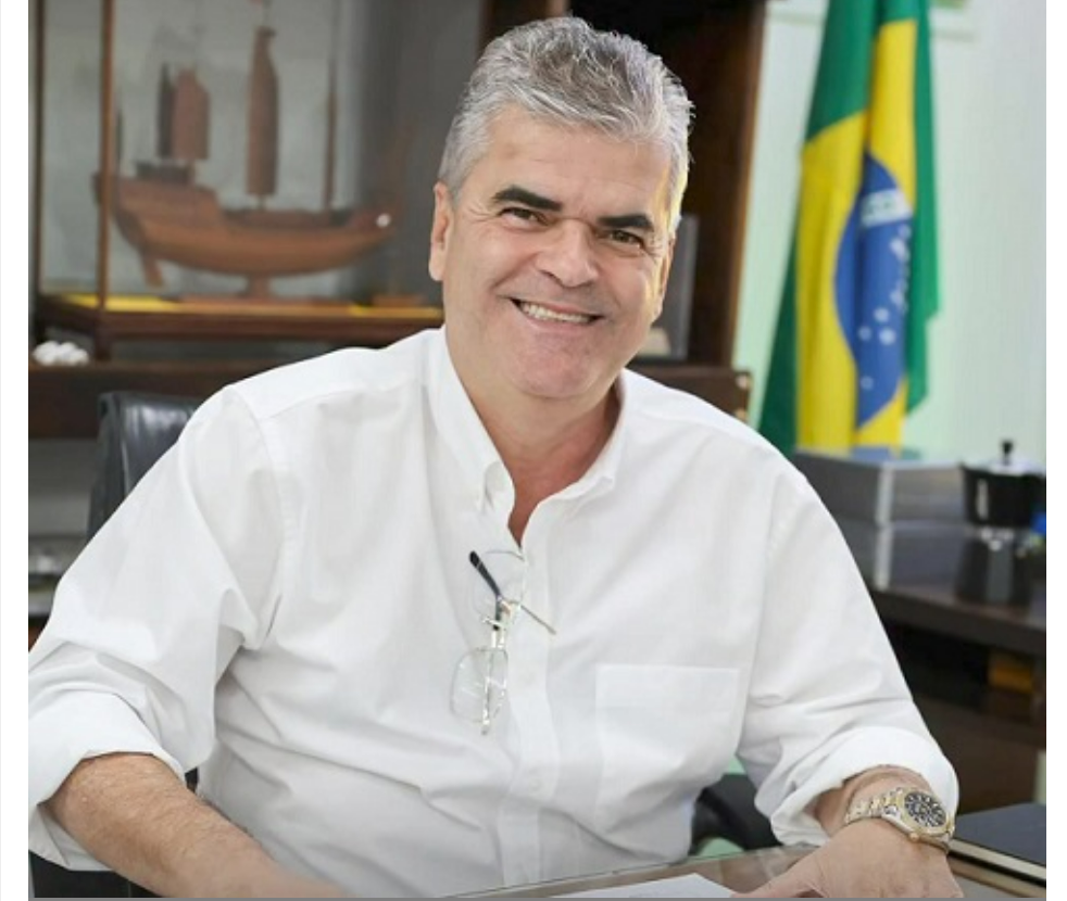Washington Reis perde cargo, mas segue articulando nos bastidores do poder fluminense de olho em 2026