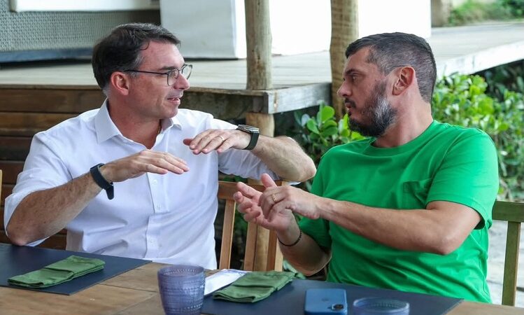 Rodrigo Bacellar e Flávio Bolsonaro reúnem lideranças políticas em Búzios para discutir cooperação no estado