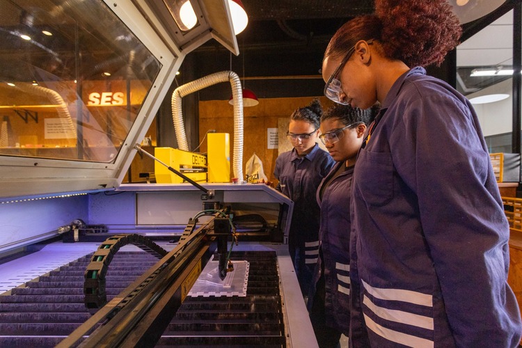 Firjan Senai prorroga inscrições para cursos técnicos gratuitos em Campos e Macaé