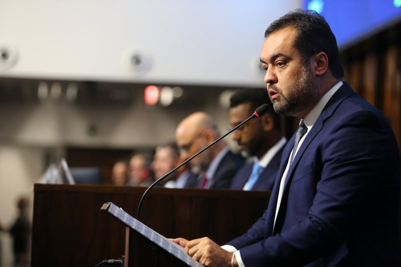 Castro vai à Alerj para a abertura do semestre legislativo, levando um pacote de projetos sobre servidores e novas regras tributárias
