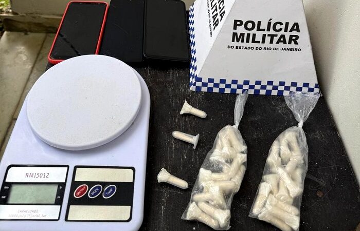 PM prende mulher por tráfico de drogas em Casinhas de Barcelos, em São João da Barra