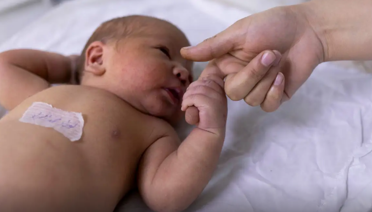Teste do olhinho deve ser repetido três vezes ao ano até os 3 anos