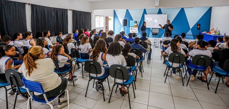 Alunos de SJB são capacitados em saúde e segurança