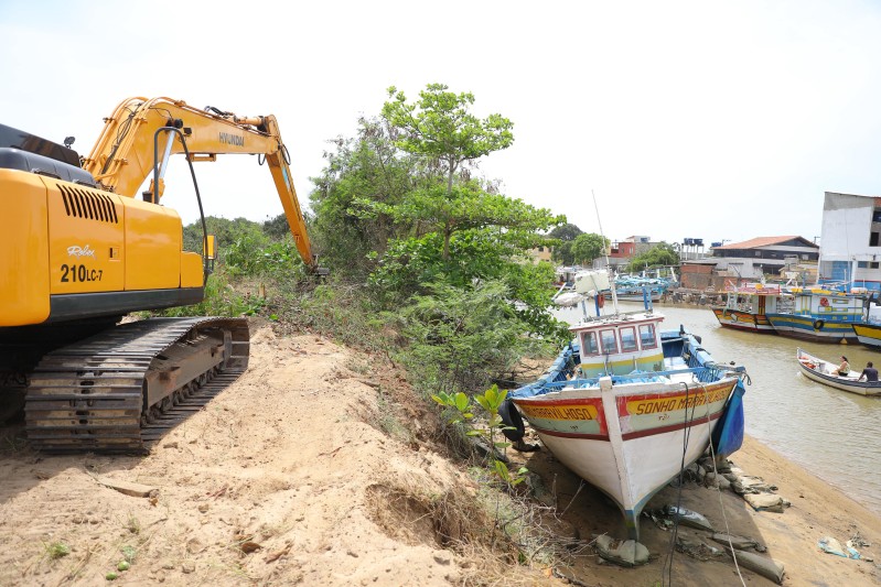 Canal da Cehab passa por manutenção