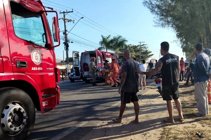 Casal de idosos fica ferido após acidente com bicicleta elétrica na BR 356 em São João da Barra