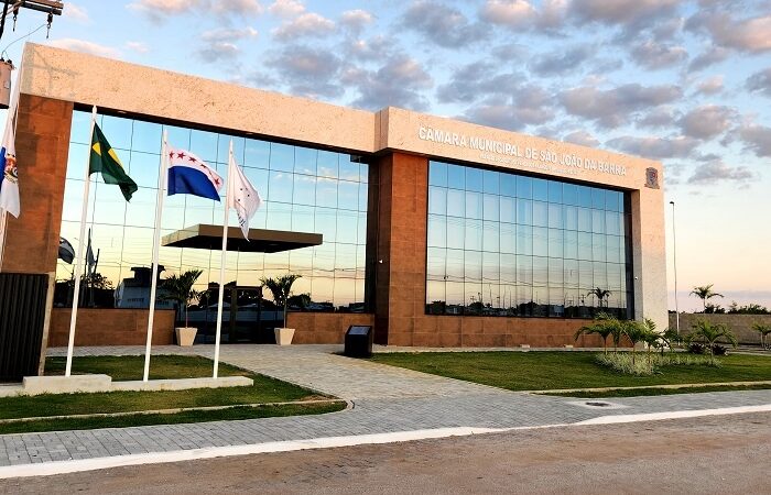 Em SJB: Lei municipal permitirá que alunos em situações de vulnerabilidade estudem mais perto de suas casas