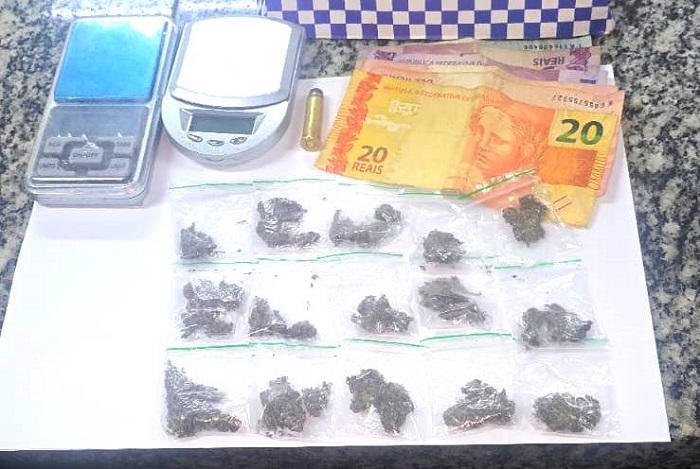 Um jovem de 21 anos foi preso em São João da Barra, durante operação da Polícia Militar