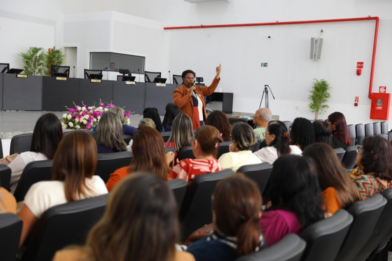 Semed promove Formação Continuada para gestores escolares