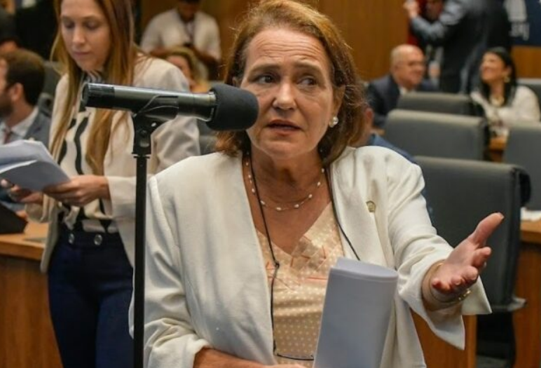 Com discurso firme no plenário da Alerj, Carla Machado defende o servidor