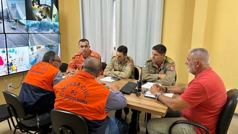 Reunião discute atuação dos Bombeiros no verão 2026 em SJB