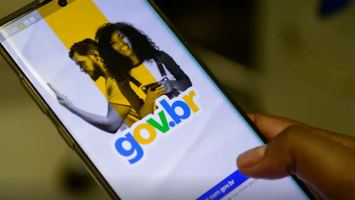Atualização do app gov.br facilita uso por pessoas com deficiência