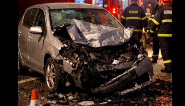 Grave acidente entre carro e caminhão deixa feridos na BR-356, em São João da Barra