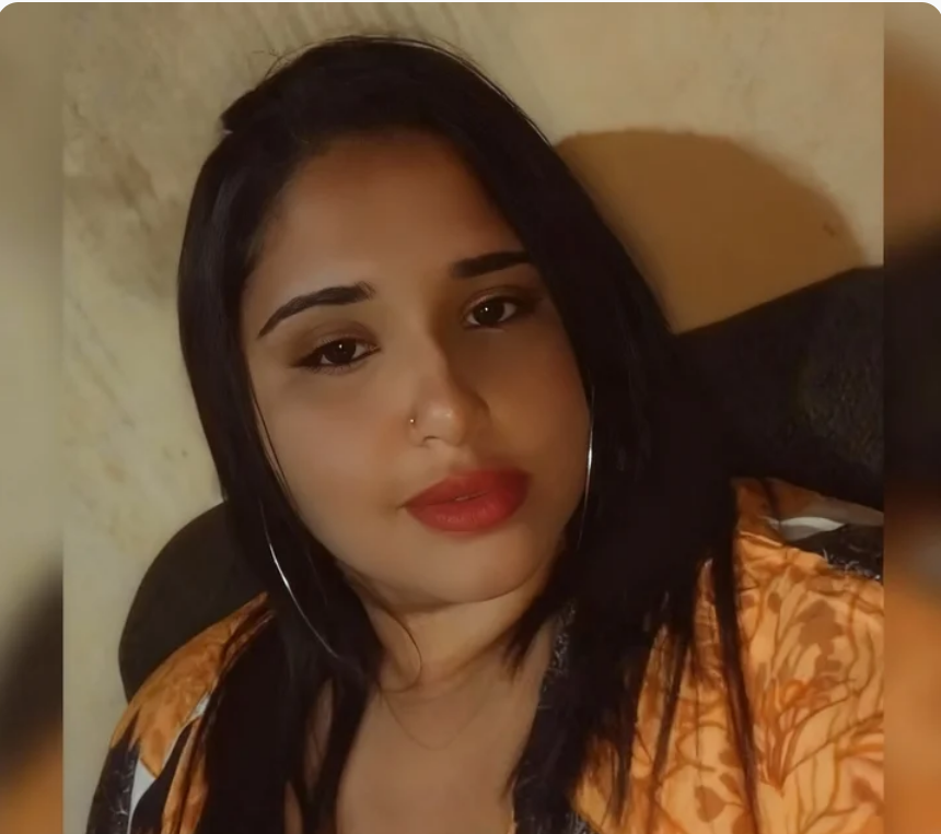 Mulher de 30 anos morre no HFM após acidente entre van e motocicleta na RJ-216; outra vítima segue internada em estado grave.