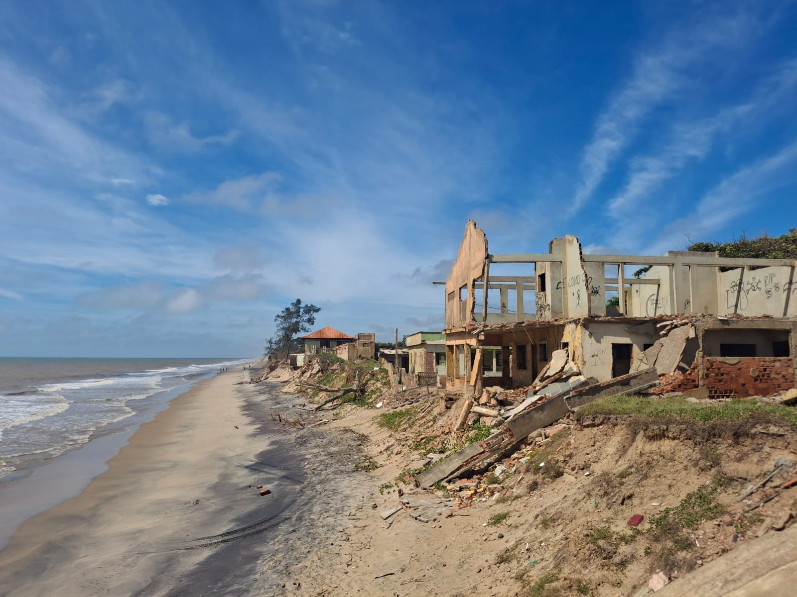 Duas empresas seguem na disputa por estudo contra a erosão em SJB