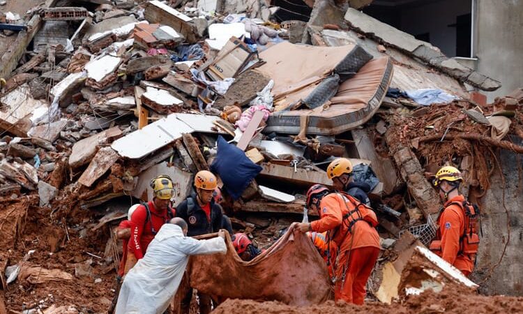 Jeep Clube de SJB faz campanha por donativos às vítimas das chuvas em MG e Sana