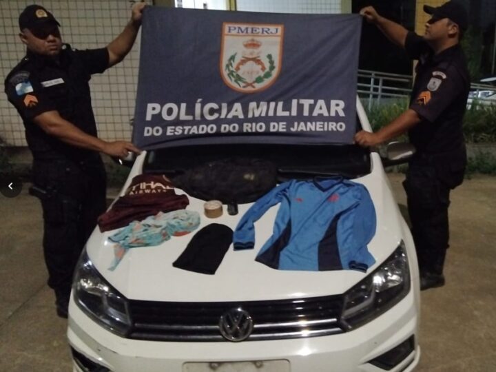 Carro roubado e suspeito de envolvimento em crimes é apreendido em SJB