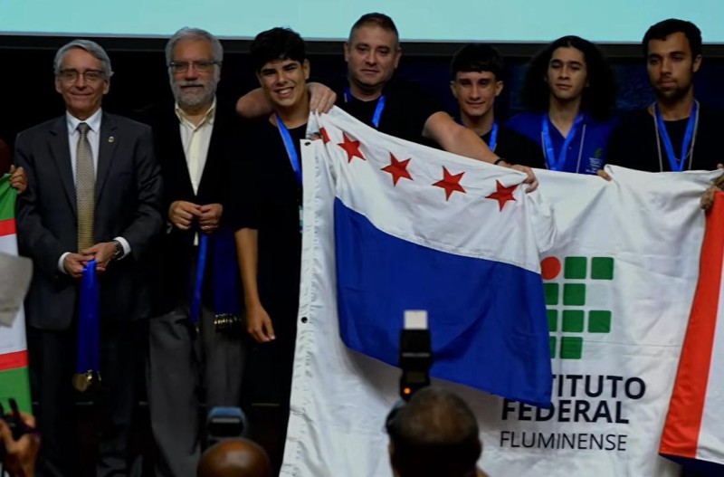 Estudantes de SJB se destacam em feira nacional