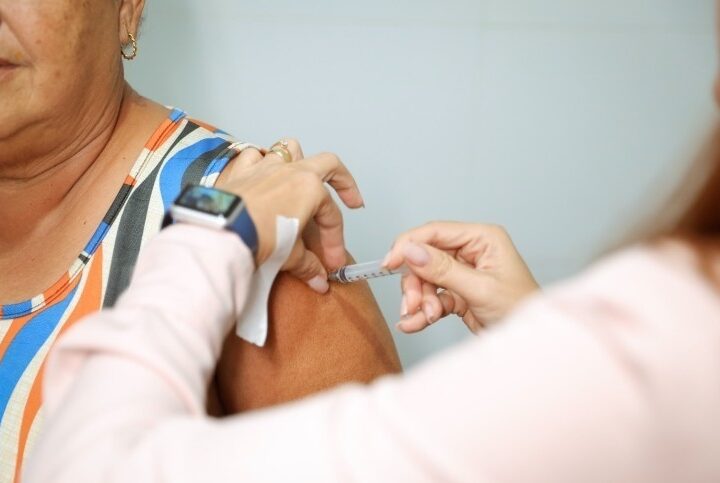 Dia D de vacinação contra influenza neste sábado em dez postos de SJB