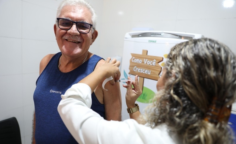 Vacinação contra a influenza segue em unidades de saúde de SJB